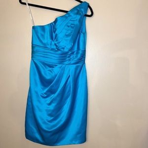 DAVID'S BRIDAL MALIBU BLUE SHORT ONE SHOULDER SATIN BRIDESMAID DRESS